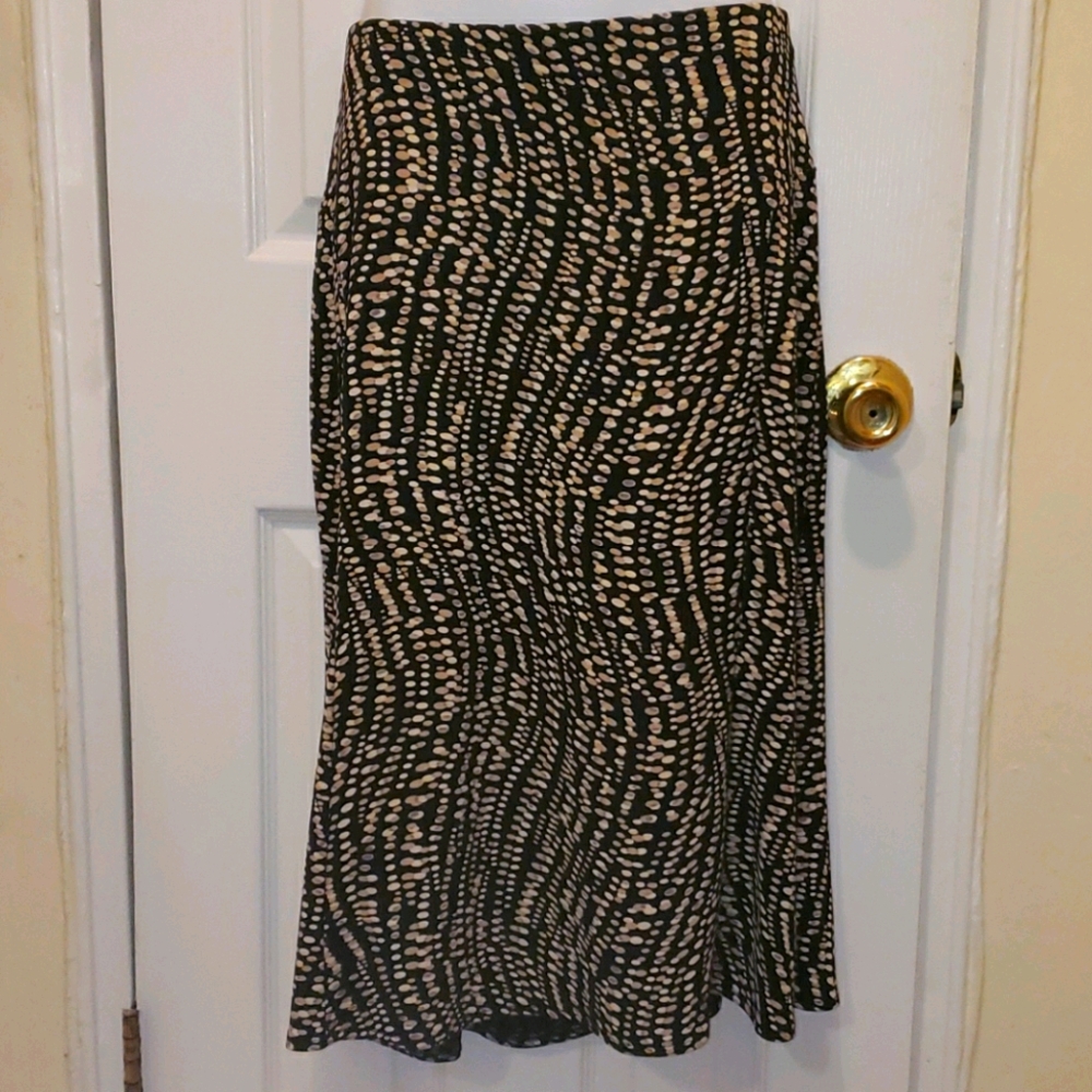 LIZ CLAIBORNE